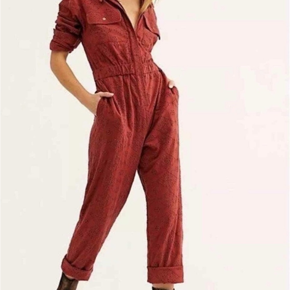 NWOT $168 FREE PEOPLE SET THE TONE EYELET JUMPSUIT SIZE 6